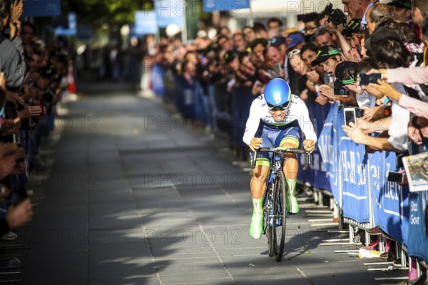 MELBOURNE, AUSTRALIA, FEBRUARY 3: Caleb Ewan of ORICA-GreenEDGE nears the finish of the Prologue stage on the first day of the Jayco Herald Sun Tour 2016