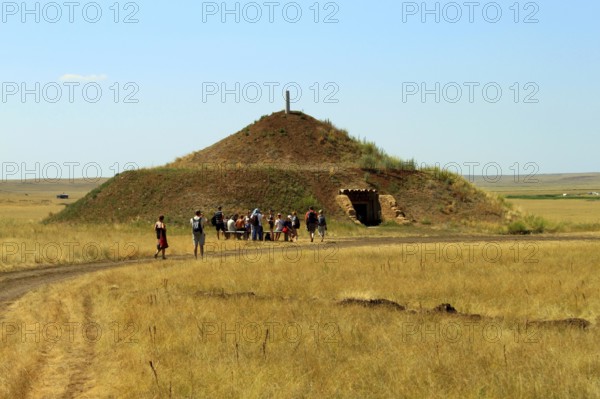 Reconstruction of a Bronze Age kurgan, Arkaim, Chelyabinsk Oblast, Siberia, burial mound, barrow, tumulus, grave, kurgan, Russia, Europe