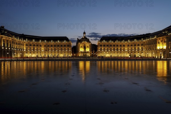 Miroir d'Eau at Place de la Bourse in Bordeaux