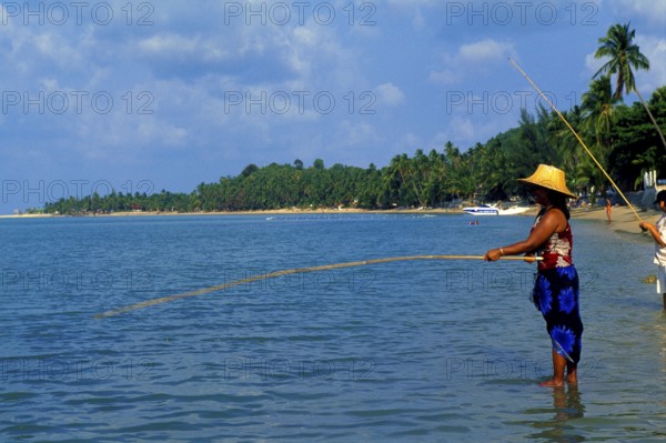 Fishing on Mae Nam beach, Ko Samui, Thailand, Asia