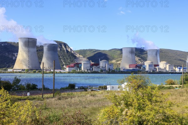 Nuclear power plant centrale nucleaire de Cruas-Meysse on the western bank of the Rhone between Valence and Montelimar, Ardeche department, Auvergne-Rhone-Alpes region, France, Europe