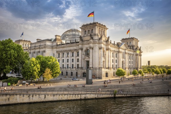 berlin government district with spree river