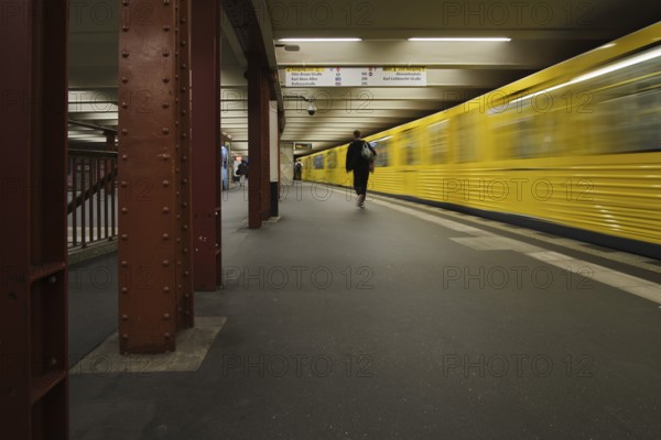 Germany, Berlin, 17. 09. 2020, Alexanderplatz underground station, U2, to Pankow, passengers, Europe