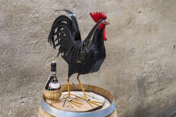 Black Rooster, Gallo nero (sign for Chianti wine), Chianti, Tuscany, Italy, Europe