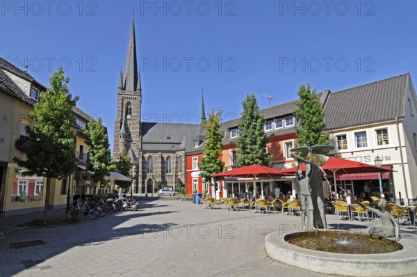 Fountain, St. Lambertus Church, Bedburg, Bergheim, Rhineland, Rhine-Erft District, North Rhine-Westphalia, Germany, Europe
