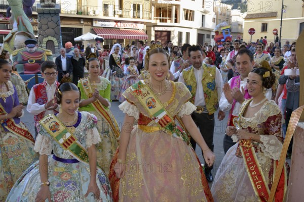 Ceremonial opening of the Falla House by the Falla group "La Font" during the Las Fallas Spring Festival, Pego, Province of Alicante, Spain, Europe