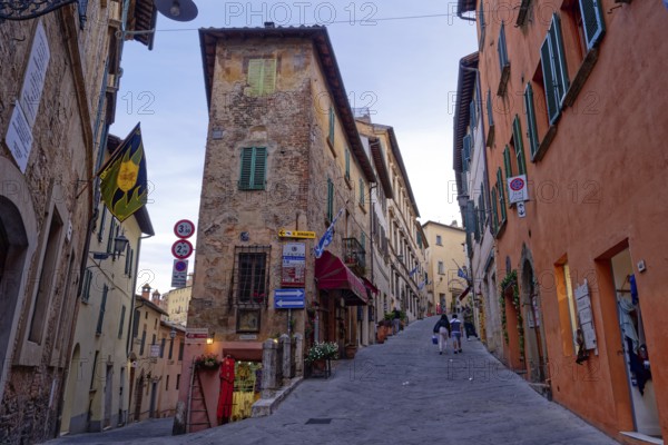 The historic centre of Montepulciano, UNESCO World Heritage Site. Montepulciano, Tuscany, Italy, Southern Europe, Europe