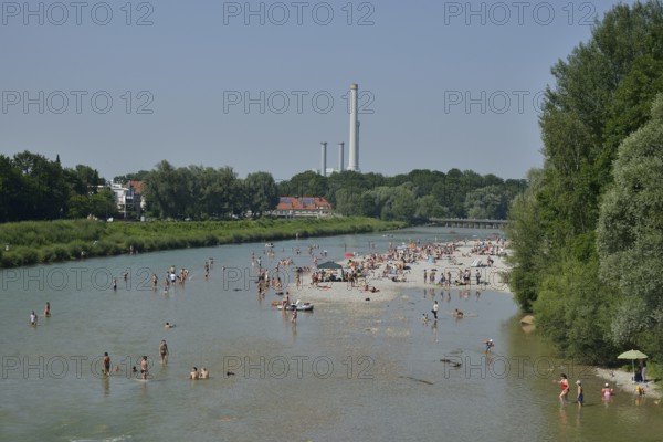 Bathers at the Flaucher, Isar, Thalkirchen, Munich, Upper Bavaria, Bavaria, Germany, Europe