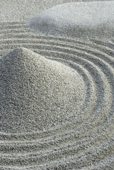 Gravel mound in Zen garden, Rinzai Zen school, stone circles, Kodai-ji temple, Kyoto, Japan, Asia