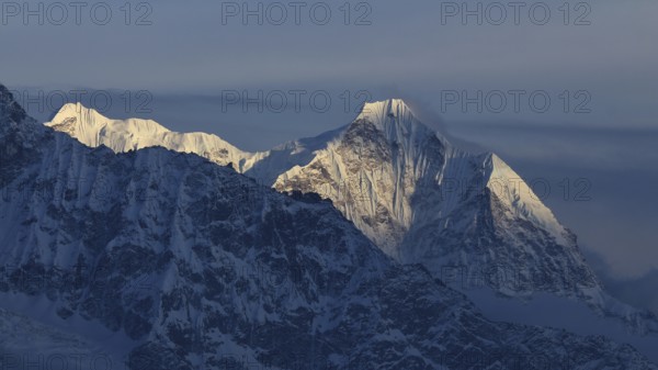 Kusumkhang at sunset