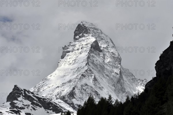Matterhorn, 4478 m, view from Zermatt, Valais, Swiss Alps, Switzerland, Europe