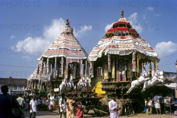 Kumbheswarar temple chariot in Kumbakonam, Tamil Nadu, India, Asia
