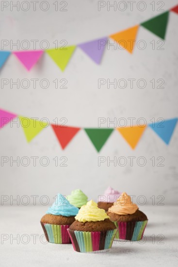 Arrangement with tasty muffins party