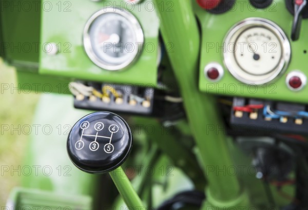 Vintage gear stick of an historic old-timer tractor