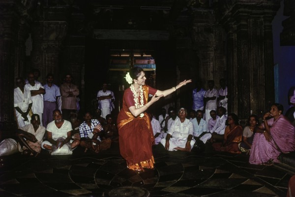 Bharatnatyam arangetram debut performance in Thillai Nataraja temple in Chidambaram, Tamil Nadu, South India, India, Asia