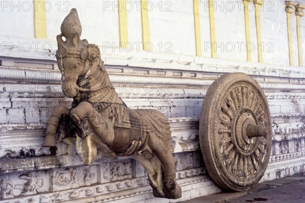 Nataraja Mantap Chariot drawn by horse in Nageswara Vaishanavite temple in Kumbakonam, Tamil Nadu, India, Asia
