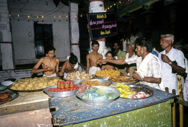 Temple prasad stall in Thillai Nataraja temple in Chidambaram, Tamil Nadu, South India, India, Asia