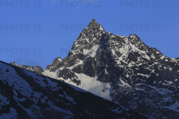 Phuletate, high mountain near Gokyo