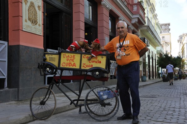 Calle del Obispo, Old Town, Havana, Cuba, Central America