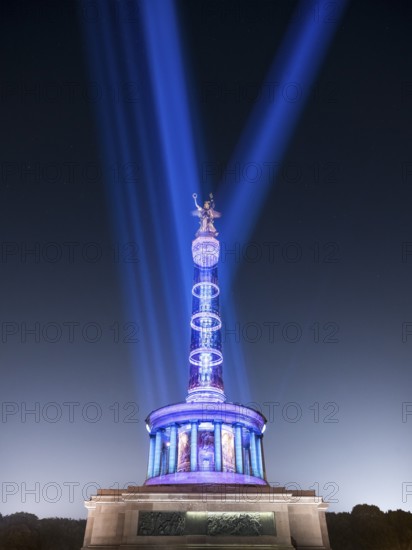 Illuminated Victory Column, by night, Berlin, Germany, Europe