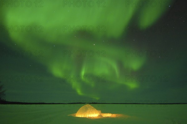 Igloo and Northern Lights, Northwest Territories (Aurora borealis), Canada, North America