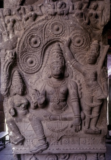 Hanuman Sculpture in Ramaswamy temple pillared Mahamandapatam in Kumbakonam, Tamil Nadu, India, Asia