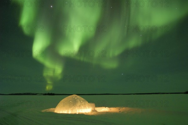 Igloo and Northern Lights, Northwest Territories (Aurora borealis), Canada, North America