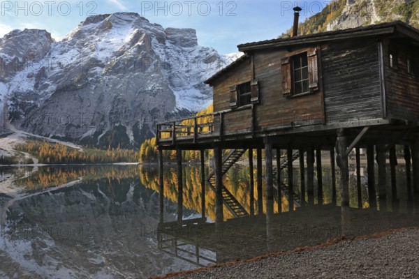 Lake Lake Prags