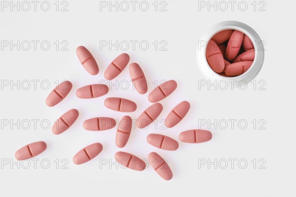 Top view of multi vitamin comples pills