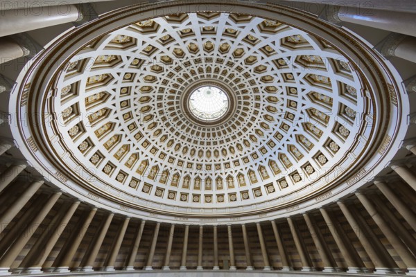 Interior and dome, monument Befreiungshalle Kehlheim, round hall with dome, 45 m high, 29 m diameter, classicism, built 1842 to 1863 by Friedrich von Gärtner and Leo von Klenze, Michelsberg, Kelheim, Lower Bavaria, Bavaria, Germany, Europe