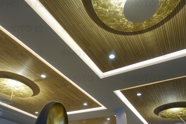 Luminaires, modern ceiling lamps, light source, ceiling, restaurant, café, Konditorei Sommer, Reutlingen, Baden-Württemberg, Germany, Europe
