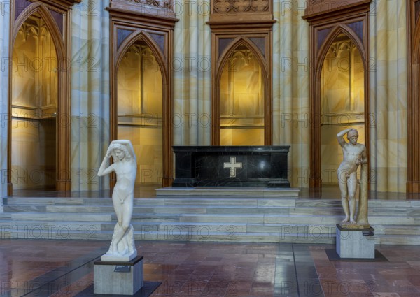 Interior photograph, Friedrichswerder Church, permanent exhibition 19th century Sculpture, Berlin, Germany, Europe