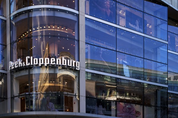 Peek & Cloppenburg, Department shop chain, Logo, Königsstraße, Stuttgart, Baden-Württemberg, Germany, Europe