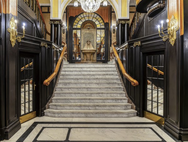 Historic interior design, staircase and corridor in the Hindenburghaus, Großer Burstah 31, Hamburg, Germany, Europe
