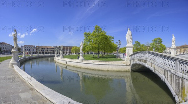 Prato della Valle, Padua, Province of Padua, Italy, Europe
