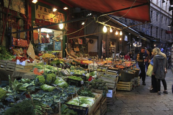 Palermo old town, market, market day in La Vucciria district, Mercato Vucciria, Sicily, Italy, Europe