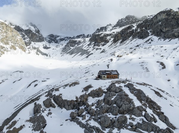 Winter in the mountains, Chamanna Jenatsch CAS, Swiss Alpine Club hut, Val Beve, Graubünden, Switzerland, Europe