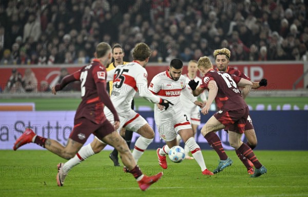 Deniz Undav VfB Stuttgart (26) Action on the ball tackle, action Nicolas Seiwald RasenBallsport RB Leipzig RBL (13) Jacob Bruun Larsen VfB Stuttgart (25) Kevin Kampl RasenBallsport RB Leipzig RBL (44) David Raum RasenBallsport RB Leipzig RBL (22) MHPArena, MHP Arena Stuttgart, Baden-Württemberg, Germany, Europe