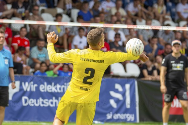 Fistball: TSV Pfungstadt against Union Tigers Vöcklabruck (IFA 2024 Fistball World Tour Finals Mannheim, Final) . Picture: Dennis Gruber (2, Pfungstadt)