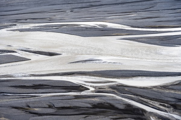 Detail, structure, river course in a gravel bed with black sand, meandering river, Dímonarhellir, Suðurland, Iceland, Europe