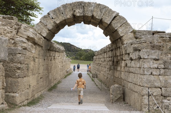 Monumental entrance to the stadium, crypt, ancient ruins of the archaeological site of Olympia, UNESCO World Heritage Site, Élis, Peloponnese, Greece, Europe