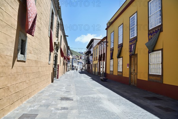Colourfully painted facades in a quarter of the city, San Cristóbal de La Laguna, Tenerife, Canary Island, Spain, Europe