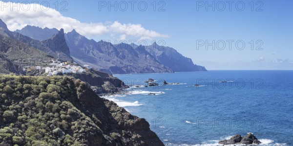 Atlantic coast near Taganana, Tagana valley, Barranco de la Iglesia, Anaga mountains, Las Montanas de Anaga, Tenerife, Canary Islands, Spain, Europe