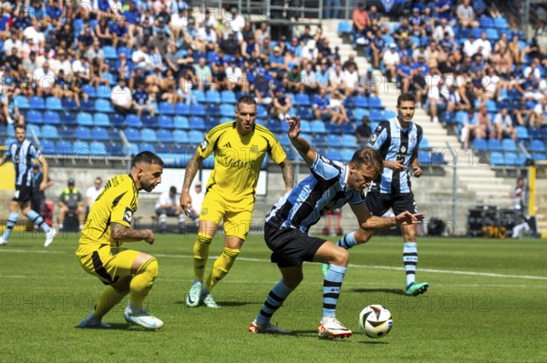 Football 3rd division, season 2024/25, matchday 4: Waldhof Mannheim vs. 1. FC Saarbrücken. On the ball: Nicklas Shipnoski (7, Waldhof Mannheim)