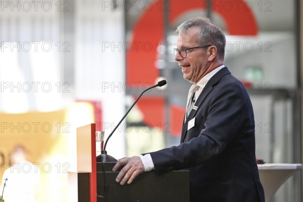 President Andreas Felchle WLSB, Württembergischer Landessportbund e.V. at the lectern, SpOrt, Haus des Sports, Stuttgart, Baden-Württemberg, Germany, Europe