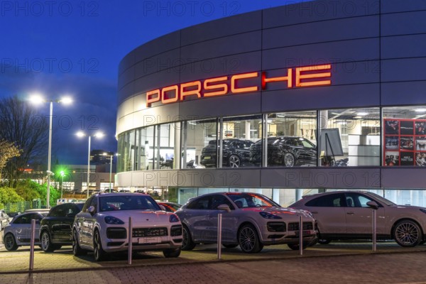 Porsche Centre Essen, car dealership, showroom, Essen North Rhine-Westphalia, Germany, Europe