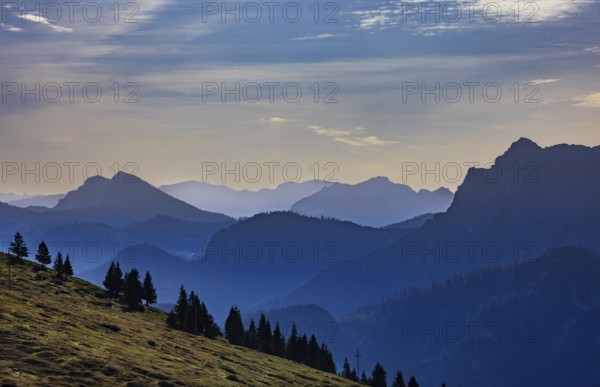Morning atmosphere, mountain silhouette on the Postalm, Osterhorn group, Salzkammergut, Salzburg province, Austria, Europe