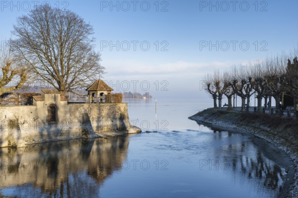 The island canal on the shore of Lake Constance and the Constance funnel, Dominican Island on the left, the city garden on the right, district of Constance, Baden-Württemberg, Germany, Europe