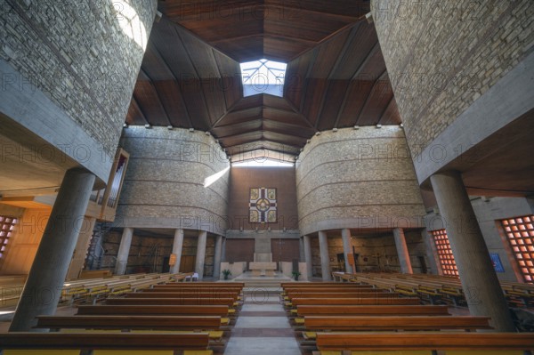 Interior of the Heilig Kreuz Church, opened in 1964, Jahnstr. 41, Weißenburg, Middle Franconia, Bavaria, Germany, Europe