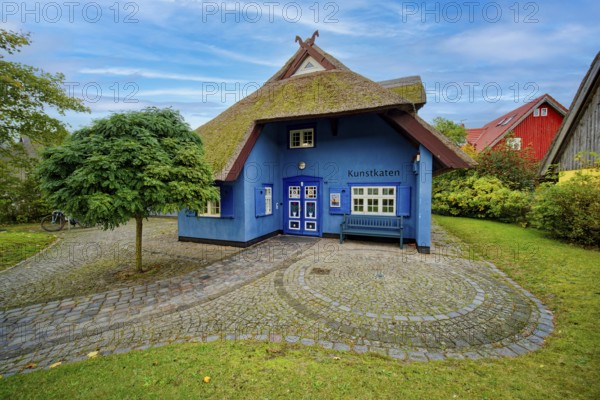 Ahrenshooper Kunstkaten, event centre for exhibitions and painting, Ahrenshoop, Fischland-Darß-Zingst peninsula, Baltic Sea, Mecklenburg-Vorpommern, Germany, Europe
